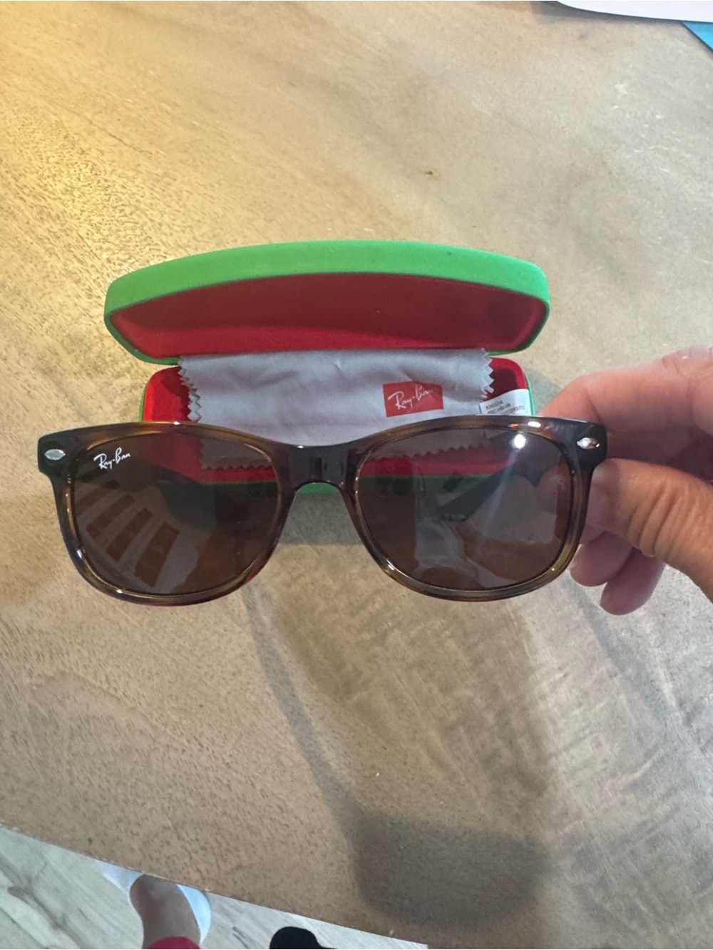 Ray-Ban Tortoiseshell Brown Sunglasses with Green and Red Case
